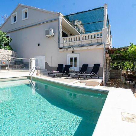 Seaside Apartments With A Swimming Pool Tri Zala, Korcula - 558 Zrnovo Екстер'єр фото
